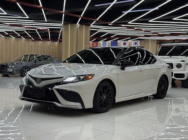Toyota: Toyota Camry: 2022 г., 2.5 л, Автомат, Гибрид, Седан — 1