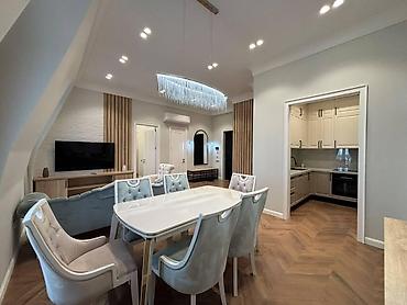 Kirayə mənzillər: İcarəyə verilir 3 otaqlı yeni tikili 110 m², Ağ şəhər q. Kateqoriya — 3
