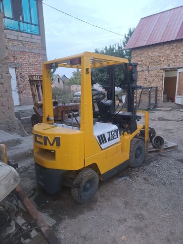 экскаватор погрузчик jcb: Погрузчик, 2006 г., Колесный, Вилочный