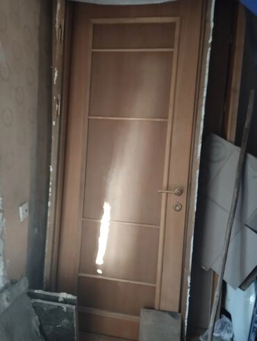 куплю мебель б у: Işlənmiş qapı. razılaşma