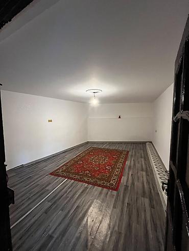 Həyət evləri və villaların satışı: Salam Hovsanda 118 sayli Mektebim Yani Balli Market Kucesi 200 menit — 3