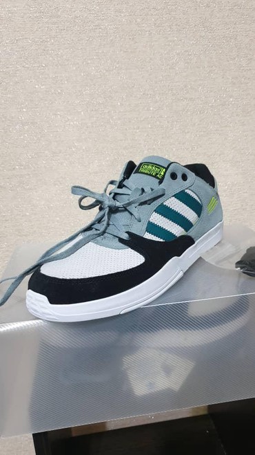 sportivnye brjuki adidas в Кыргызстан: Adidas Tribute ADV оригинал
Размер 43, 44