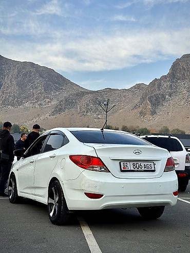 е 211: Hyundai Solaris: 2013 г., 1.6 л, Автомат, Бензин, Седан — 1