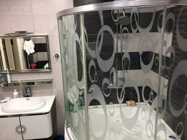 Uzunmüddətli kirayə mənzillər: Binəqədi rayonu,7-ci mikrorayonda, 17 mərtəbəli binanın 6-cı — 8