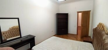 Uzunmüddətli kirayə mənzillər: Nəsimi rayonu, Zabitlər parkı yaxınlığında, “AF Center” binasında 4 — 16