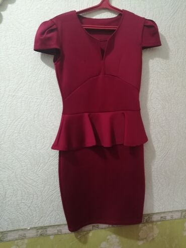платье лямка: Вечернее платье, Средняя модель, С рукавами, XL (EU 42)