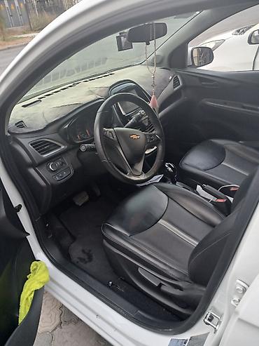 chevrolet spark 2: Chevrolet Spark: 2019 г., Автомат, Бензин, Хэтчбэк — 6