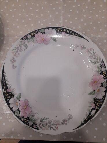 tort wekileri: Tort və şiriniyyat qabı, rəng - Ağ, Keramika