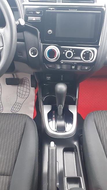 Honda: Honda Fit: 2019 г., 1.5 л, Бензин — 9