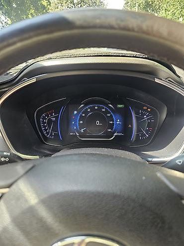 Продажа авто: Hyundai Santa Fe: 2019 г., 2.4 л, Автомат, Бензин — 9