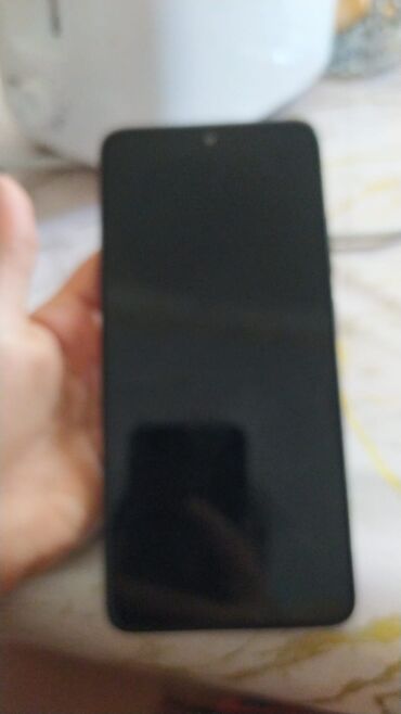note 11 pro ikinci el: Redmi Note 11 Pro 5G smartfonu, arxa tərəfində 108 MP kamera 128/8
