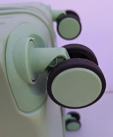 Putni koferi i torbe: Zeleni kofer sa motivom mede – lagan i praktičan - Tvrda školjka — 7