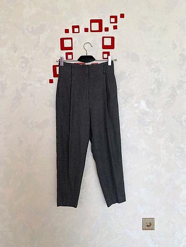 Sisley qadın şalvarı - Model: dar kəsimli, qısa ətəcli (ankle length)