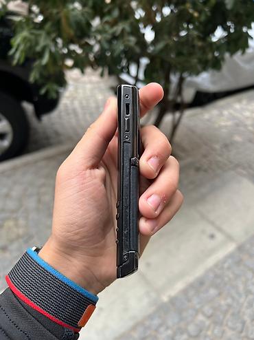 finishing touch: Vertu Signature Touch, 4 GB, rəng - Qara — 4