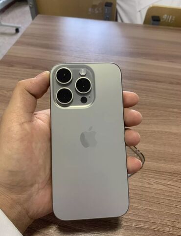 15 про цена: IPhone 15 Pro, Б/у, 128 ГБ, Natural Titanium, Защитное стекло, Чехол, Коробка, 88 %