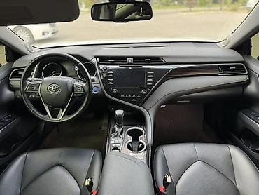 Продажа авто: Toyota Camry: 2019 г., 2.5 л, Вариатор, Гибрид, Седан — 5