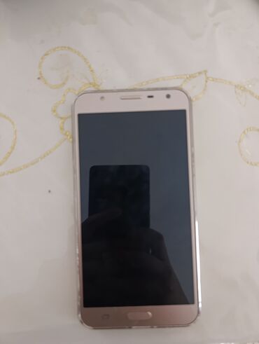 samsunq j3: Samsung Galaxy J7 2017, 16 ГБ, цвет - Белый