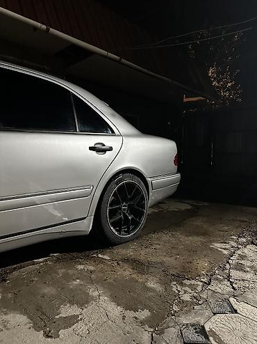 mers 221: Mercedes-Benz E-Class: 1997 г., 4.2 л, Автомат, Газ, Седан — 7