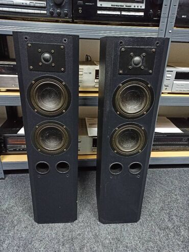 Zvučnici i stereo sistemi: EMPIRE AUDIO HQD 12 SA MREZICAMA lepo ocuvane Empire audio hqd 12 — 1
