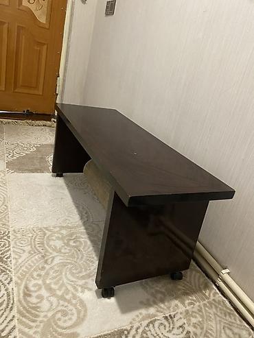 balkon ucun stol: Jurnal masası, İşlənmiş, Dördbucaq masa — 2