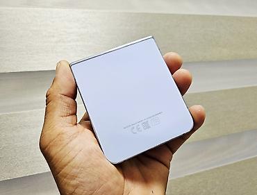 z flip 7: Samsung Galaxy Z Flip 4, Б/у, 256 ГБ, цвет - Фиолетовый, 1 SIM, 2 SIM, eSIM — 4