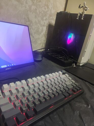 processor core i7: 📦 Kompüter, portativ monitor və klaviatura birlikdə satılır. 1–2 ay