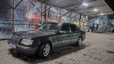 Mercedes-Benz: Mercedes-Benz W124: 1994 г., 3.2 л, Механика, Бензин, Седан