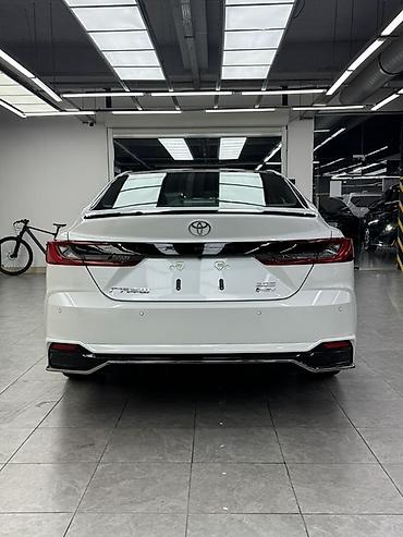 таота краун: Toyota Camry: 2026 г., 2 л, Вариатор, Гибрид, Седан — 6