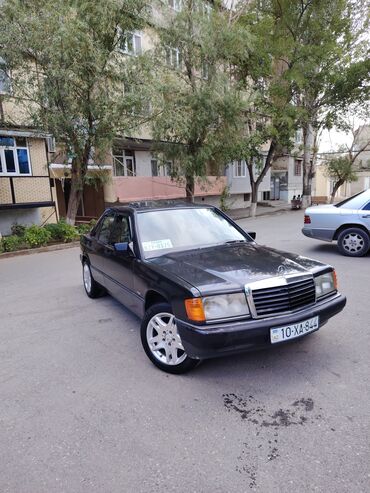 Mercedes-Benz: Mercedes-Benz 190 (W201) sedan - Kuzov: qara rəng, 4 qapı, sunroof — 2