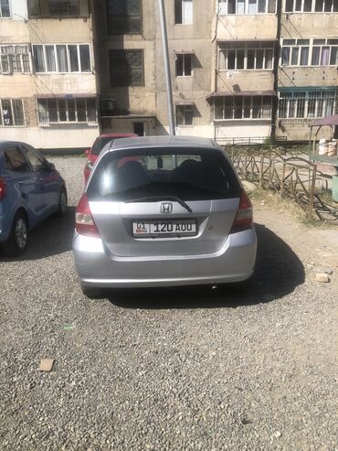 Частная аренда авто: Сдаются в аренду и прокат машины с водителем и без водителя. Машины — 10