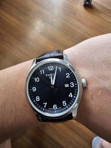 айпл часы: Пррдаю . Кварцевые наручные часы Tissot из коллекции Gent XL имеют