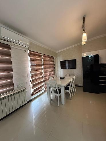 divan kruqlu: Mebel dəsti – qonaq otağı və yataq otağı üçün Qonaq otağı: - Künc — 8