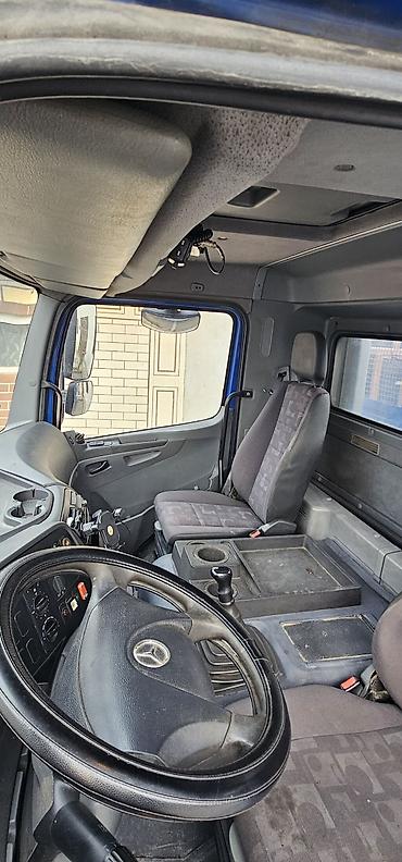 Манипуляторы: Манипулятор, Mercedes-Benz, 2006 г., 5 т — 13