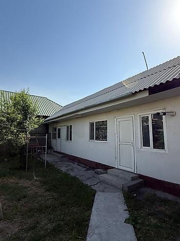 Продажа коттеджей и домов: СРОЧНО Продается дом!!! с.Новопавловка Алтын-Ордо. Участок 5 соток — 14
