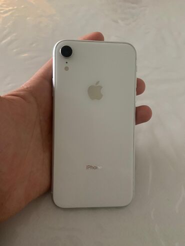 Apple iPhone: IPhone Xr, Б/у, 128 ГБ, Белый, Защитное стекло, Чехол, 81 %