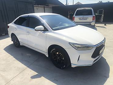 фары byd e2: BYD E3: 2020 г., 0.1 л, Автомат, Электромобиль, Седан — 2