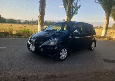 купить запчасти на опель вектра б: Honda Fit: 2002 г., 1.3 л, Вариатор, Бензин, Хэтчбэк
