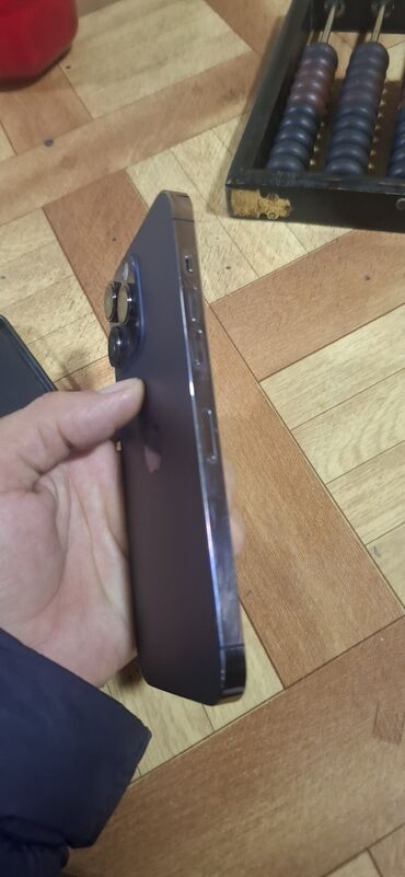 Apple iPhone: IPhone 14 Pro, Deep Purple, Simsiz şarj — 6