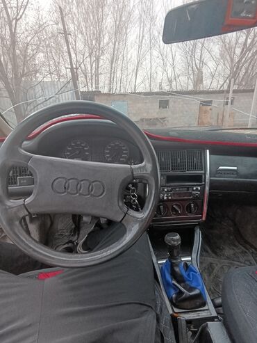 Audi: Audi 80: 1987 г., 1.8 л, Автомат, Бензин, Седан