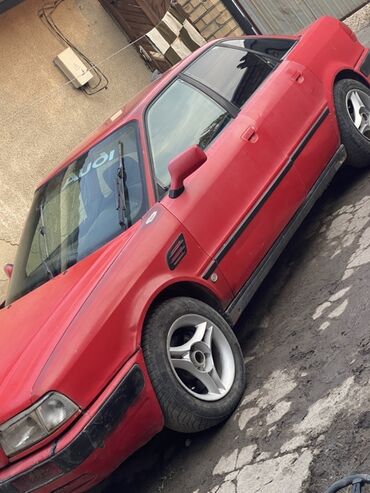 обмен на авто с доплатой: Audi 80: 1992 г., 2.6 л, Механика, Бензин, Седан