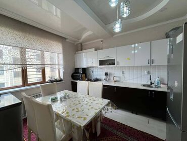 барачный дом: 4 комнаты, 90 м², Элитка, 7 этаж, Евроремонт