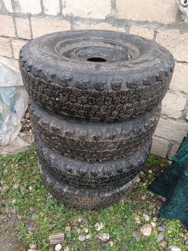 disk təkərlər: Məhsul: 4 ədəd avtomobil şini disklərlə birlikdə. Xüsusiyyətlər: -