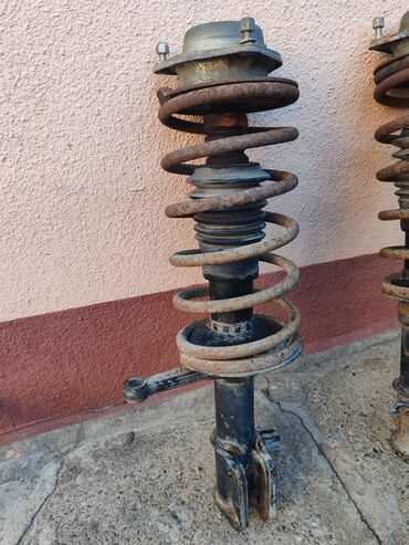 Auto delovi: Amortizer prednji levi, desni sa oprugom Lada 112. Polovno, ocuvano — 13