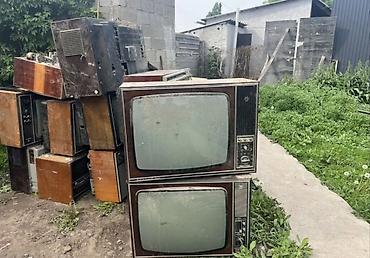 советская швейная машинка: Куплю Советские ламповые и полупроводные телевизоры — 2