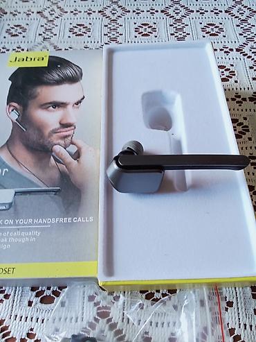 bluetooth наушники lg: Blutuz qulaqliq. Tam original məhsuldur. Həm zənglərə cavab vermək — 4