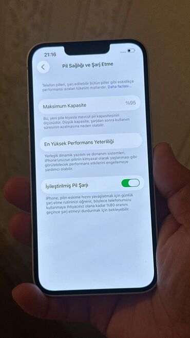 Apple iPhone: IPhone 13, 128 GB, Ağ, Simsiz şarj, Face ID — 8