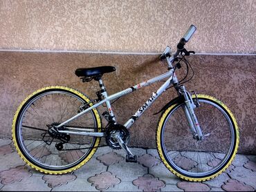 красовка мужской оригинал: Велосипед 🚴‍♂️ Хороший Размер колес 24.5 Все работает Из вложений
