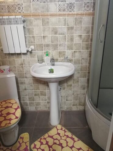 Посуточная аренда квартир: Отель, сутки,ночь, день час,по трассе Алма-АтинскаяАлмастоянка at lalafo.kg — 10 Посуточная аренда квартир: Отель, сутки,ночь, день час,по трассе Алма-АтинскаяАлмастоянка — 10