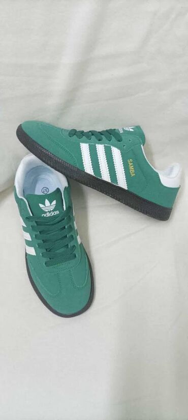 metro obuca нови пазар – слике: Adidas samba patike

Novo
Brojevi 36 do 41

fb Moja Kupovina 1