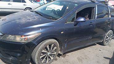 катафот стрим: Honda Stream: 2006 г., Автомат, Бензин, Минивэн — 4